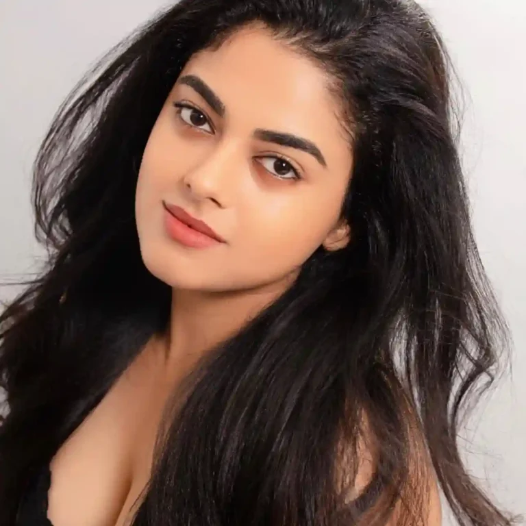 Siddhi Idnani Wiki Biography, Age, Height, Family, Husband, Personal Life, Career, Net Worth