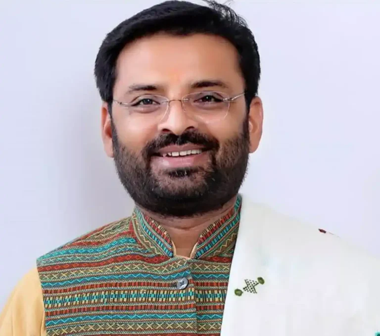 Vinodbhai Chavda Wiki Biography, Age, Height, Family, Wife, Political Career, Net Worth