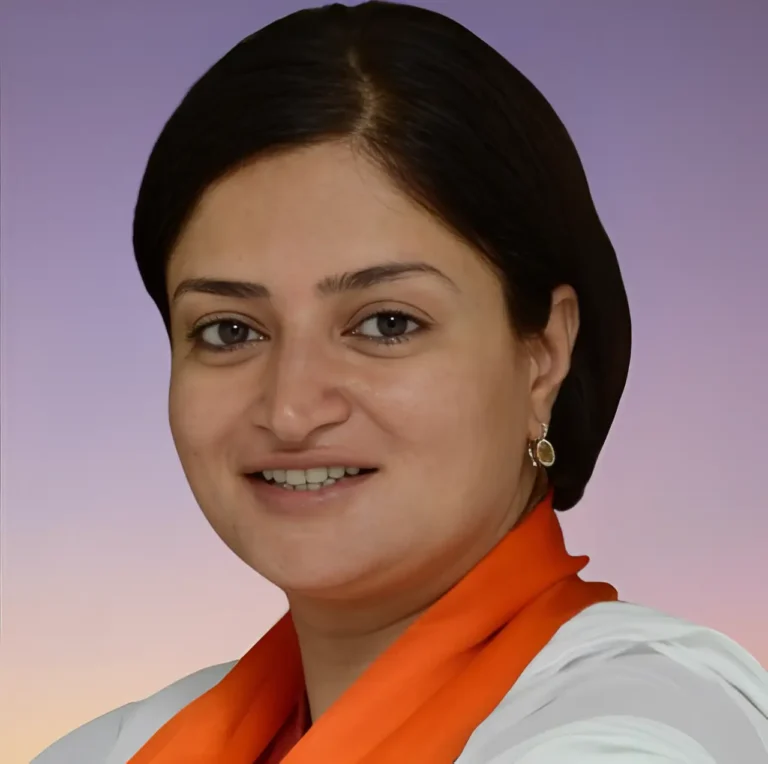 Poonamben Maadamah Wiki Biography, Age, Height, Family, Husband, Political Career, Net Worth