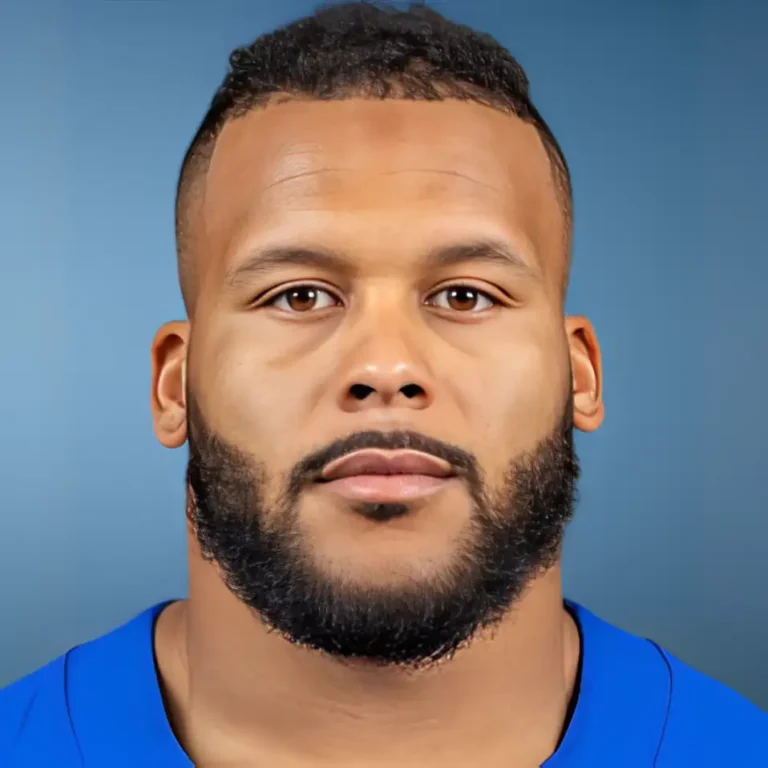 Aaron Donald Wiki Biography, Age, Height, Family, Wife, Personal Life, Career, Net Worth