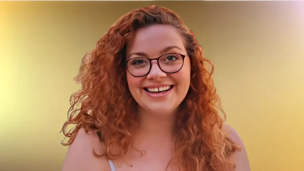 Carrie Hope Fletcher photo