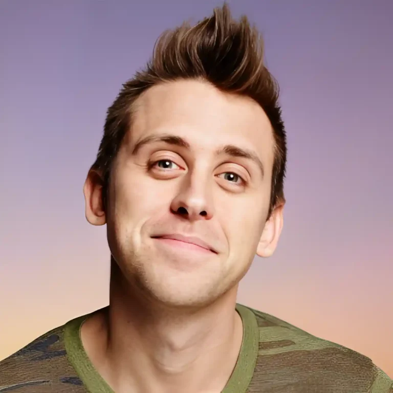 Roman Atwood Wiki Biography, Age, Height, Family, Wife, Personal Life, Career, Net Worth